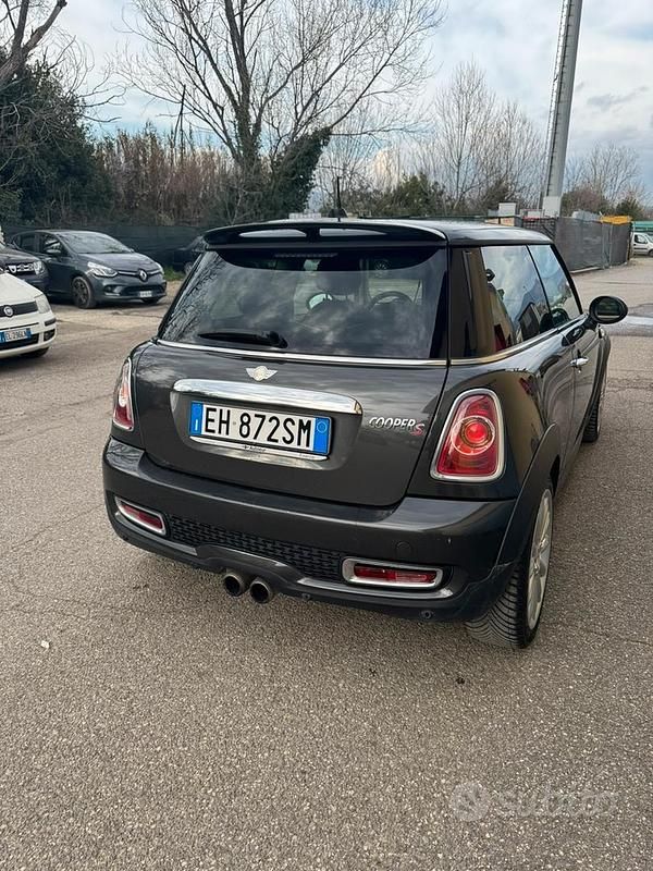 Usata Mini Cooper S 184 CV (135 kW) 2012 Grigio Utilitaria