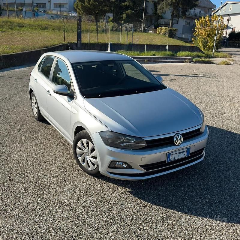 Usata VW Polo 80 CV (58 kW) 2019 Grigio Utilitaria