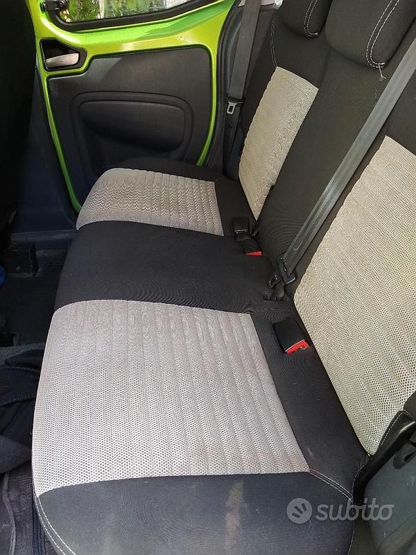 Usata Fiat Fiorino 75 CV (55 kW) 2010 Verde Monovolume