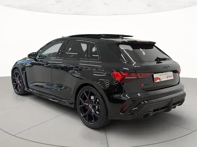 Nuova Audi RS3 Sportback Comfort 400 CV (294 kW) 2026 Nero mythos metallizzato Utilitaria