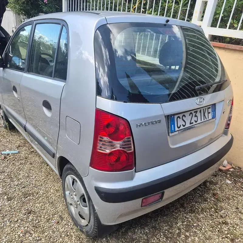 Usata Hyundai Atos Prime 58 CV (42 kW) 2005 Argento Utilitaria