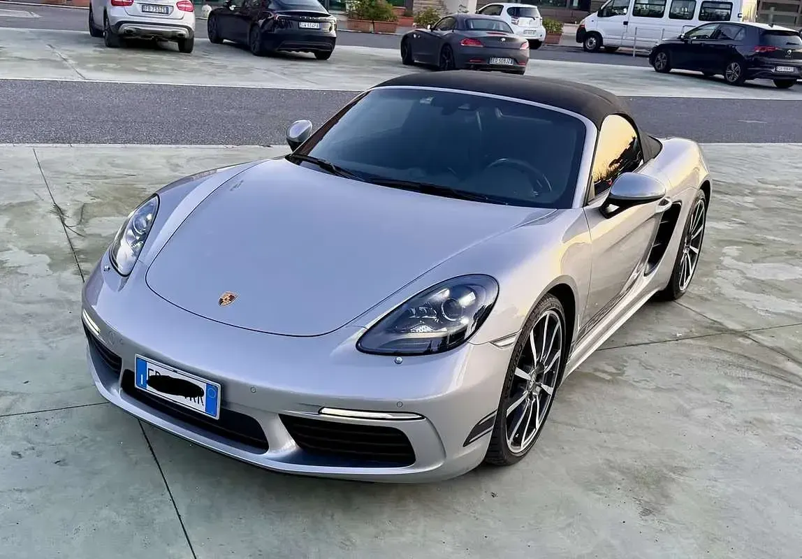 Usata Porsche 718 299 CV (219 kW) 2017 Cabrio