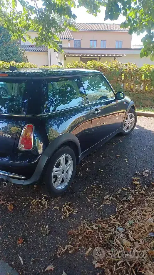 Usata Mini ONE 90 CV (66 kW) 2006 Grigio Utilitaria