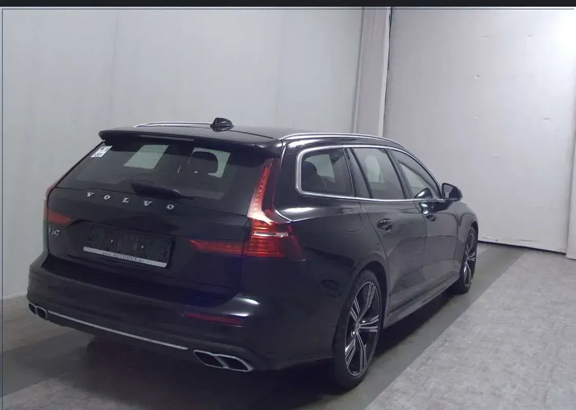 Usata Volvo V60 Inscription 150 CV (110 kW) 2018 Station wagon