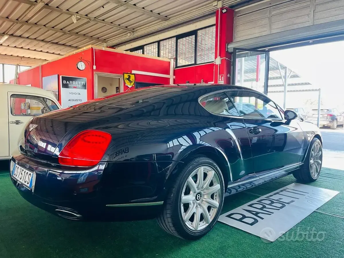 Usata Bentley Continental GT 560 CV (411 kW) 2004 Blu Coupé