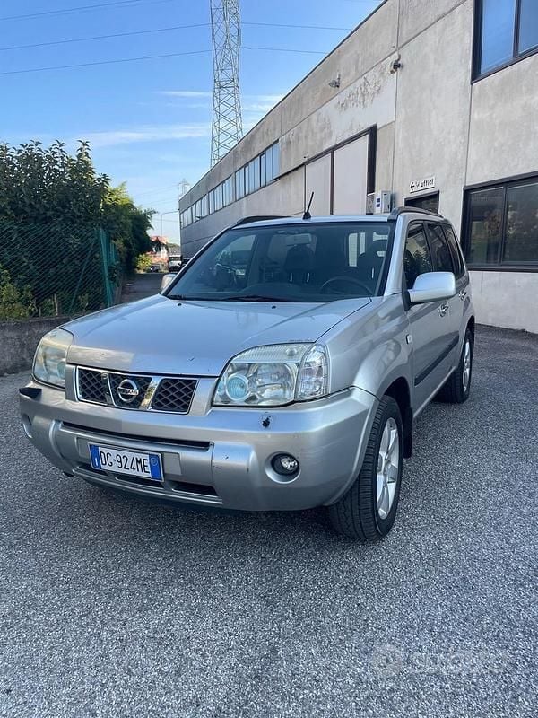 Grigio Usata 2007 Nissan X-Trail SE SUV | 4990 € (Ottimo prezzo) - Immagine 1/4