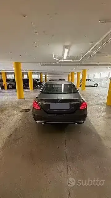 Usata Mercedes E350 258 CV (189 kW) 2018 Grigio Berlina