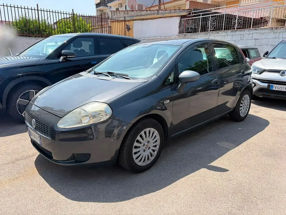 Usata Fiat Grande Punto Dynamic 75 CV (55 kW) 2007 Utilitaria