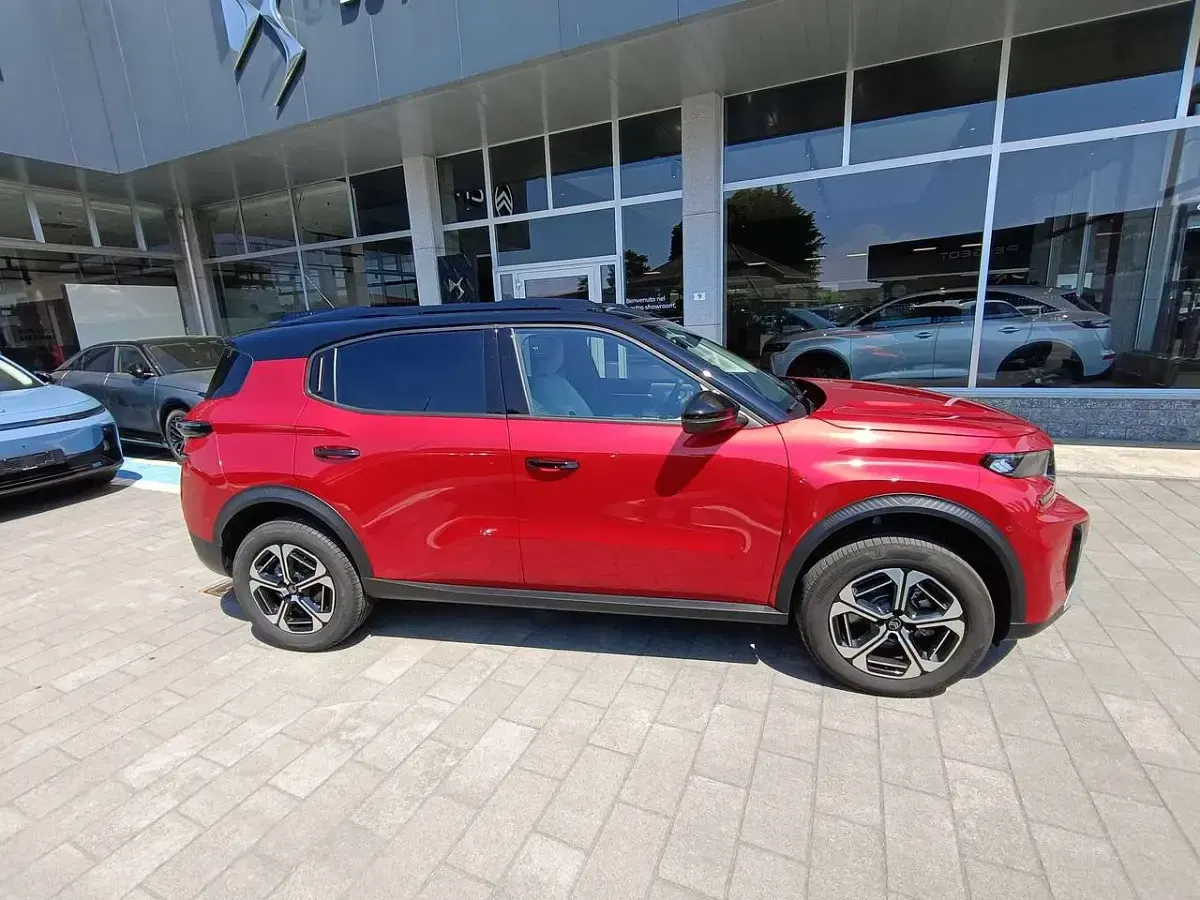 Usata Citroën C3 Aircross 136 CV (100 kW) 2025 Rosso elixir / tetto nero SUV