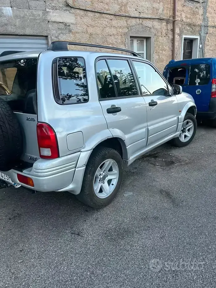 Usata Suzuki Grand Vitara 2002 Berlina