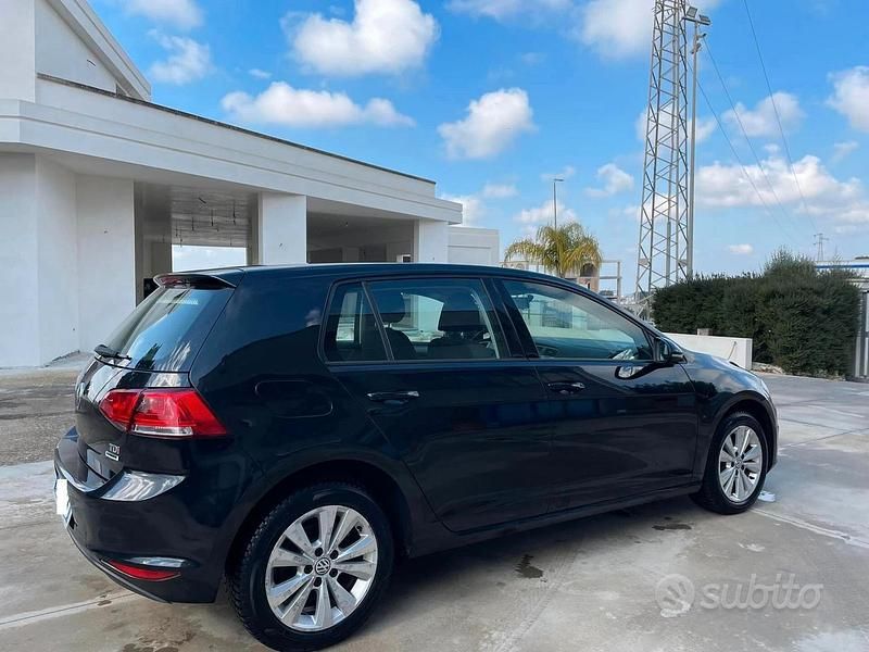 Usata VW Golf VII Comfortline 110 CV (80 kW) 2016 Nero Berlina