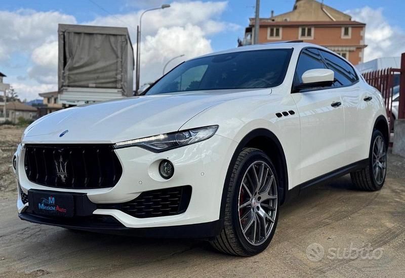 Usata Maserati Levante GranLusso 275 CV (202 kW) 2017 Bianco SUV