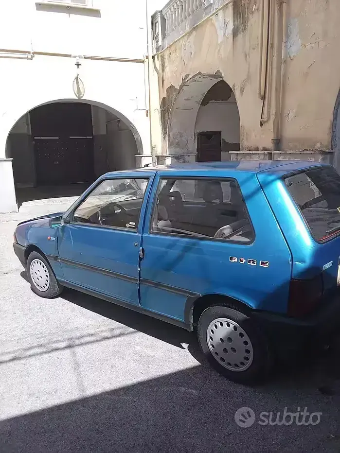 Usata Fiat Uno 45 CV (33 kW) 1993 Bluazzurro Utilitaria