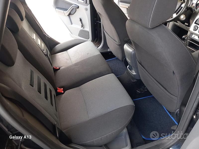 Usata Ford Focus Style 110 CV (80 kW) 2009 Blu/azzurro Station wagon