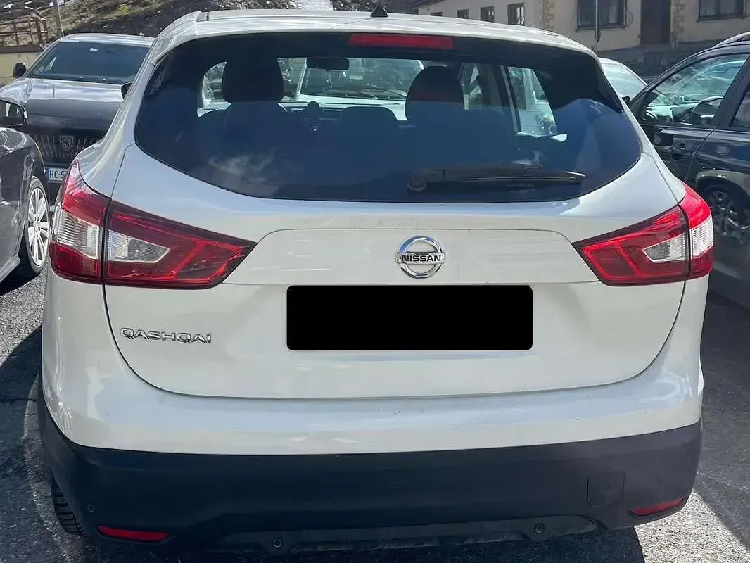 Usata Nissan Qashqai Acenta 117 CV (86 kW) 2014 Bianco SUV