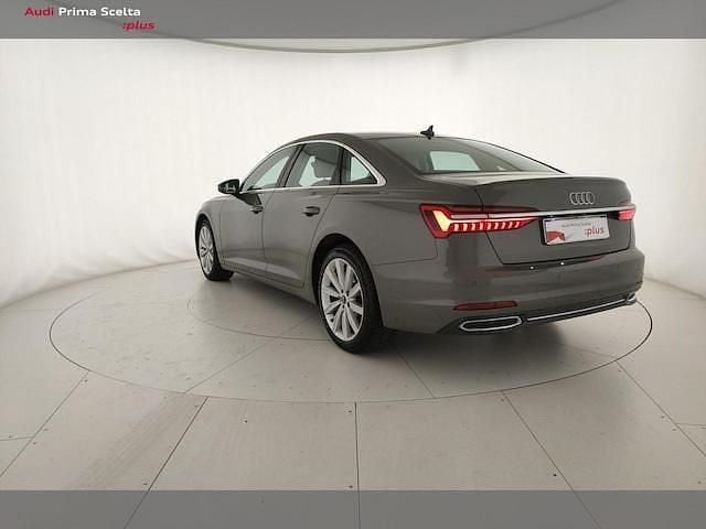 Usata Audi A6 Business 163 CV (119 kW) 2022 Grigio chronos metallizzato Berlina