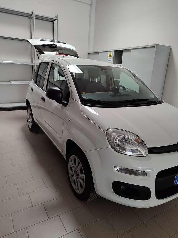 Usata Fiat Panda Easy 71 CV (52 kW) 2018 Bianco Utilitaria