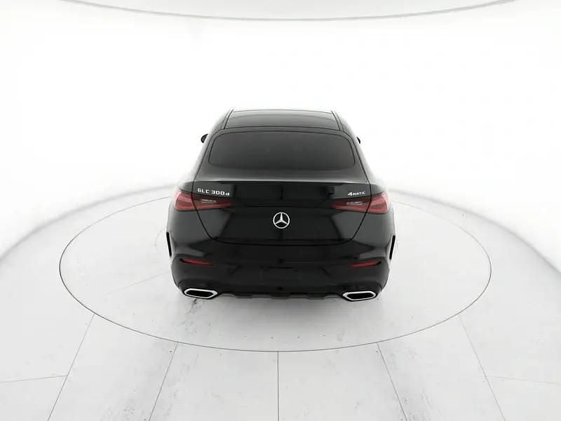 Nuova Mercedes GLC300 Advanced 269 CV (197 kW) 2026 Nero Coupé