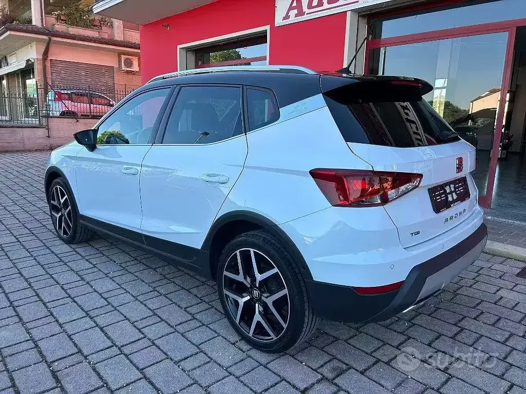 Usata Seat Arona FR 90 CV (66 kW) 2021 Bianco SUV