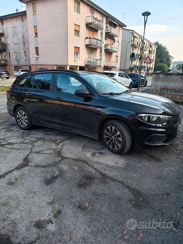 Nero Usata 2018 Fiat Tipo Easy Station wagon | 7000 € (Super prezzo) - Immagine 1/4