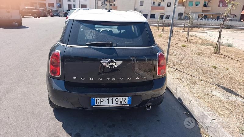 Usata Mini Countryman 111 CV (81 kW) 2010 Nero SUV