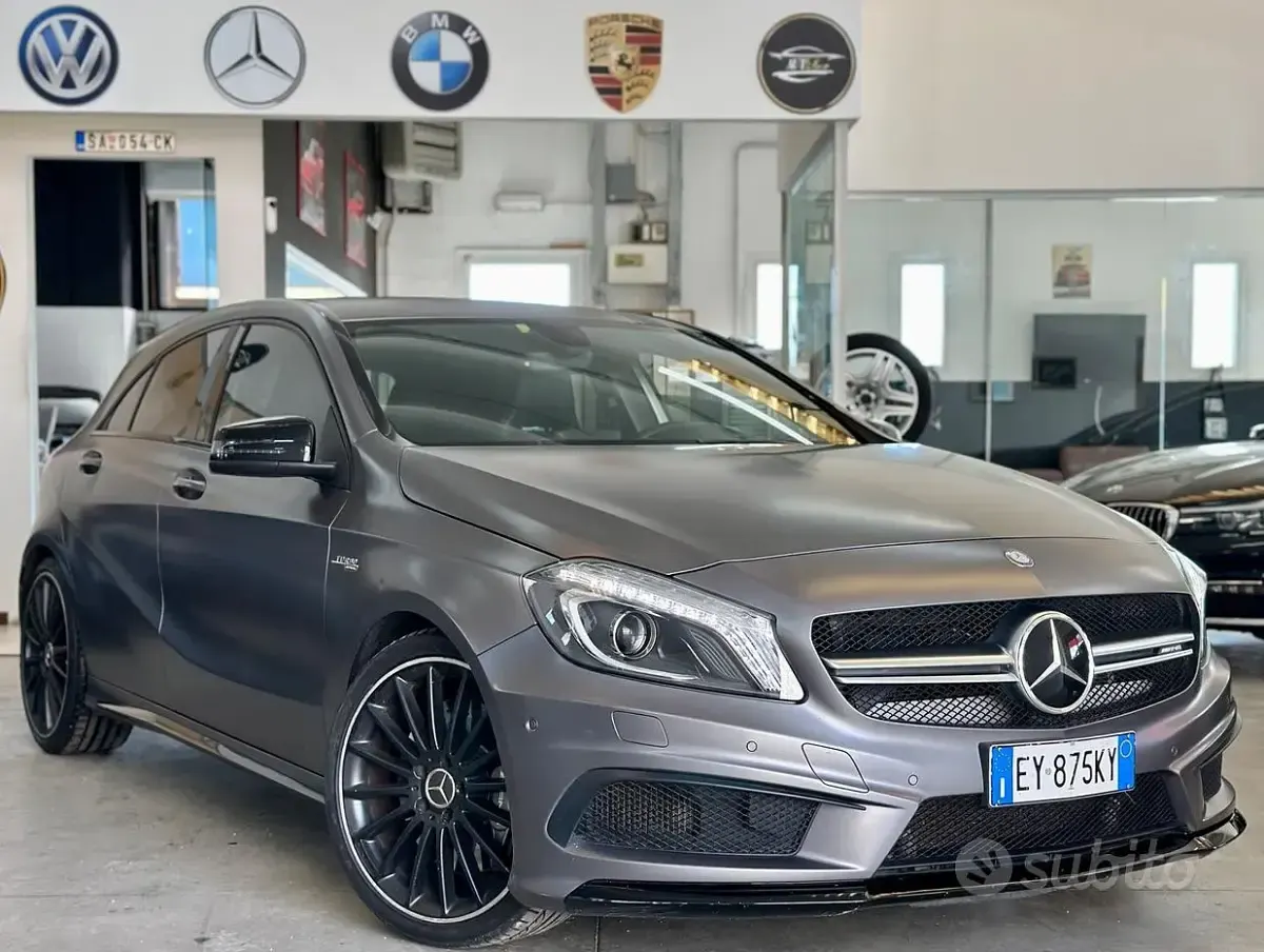 Usata Mercedes A45 AMG AMG 360 CV (264 kW) 2015 Grigio Utilitaria