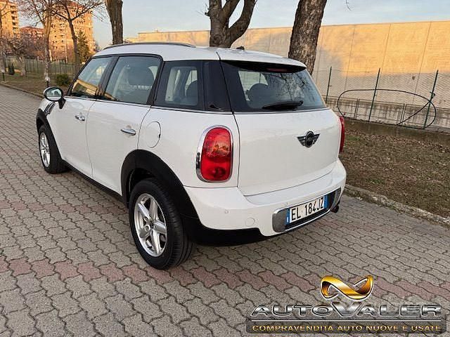 Usata Mini One Countryman 98 CV (72 kW) 2011 Bianco SUV