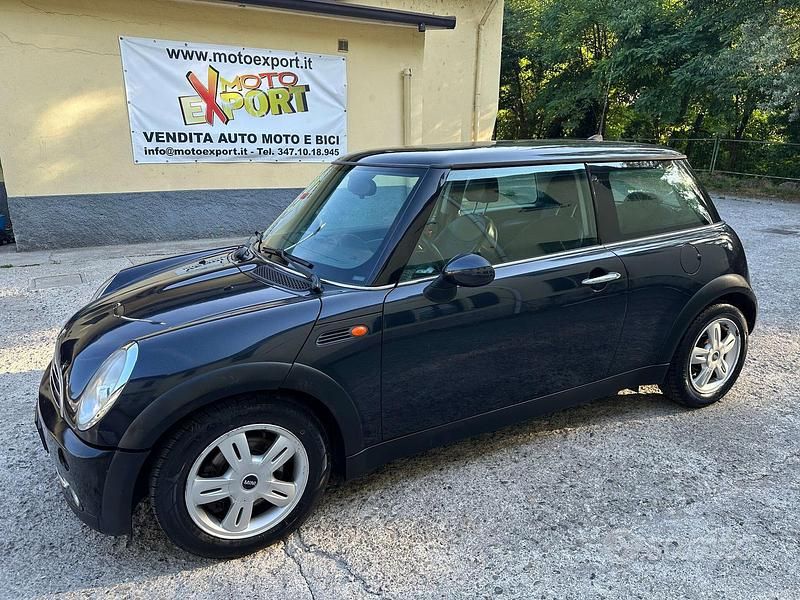 Usata Mini Cooper 116 CV (85 kW) 2005 Verde Utilitaria