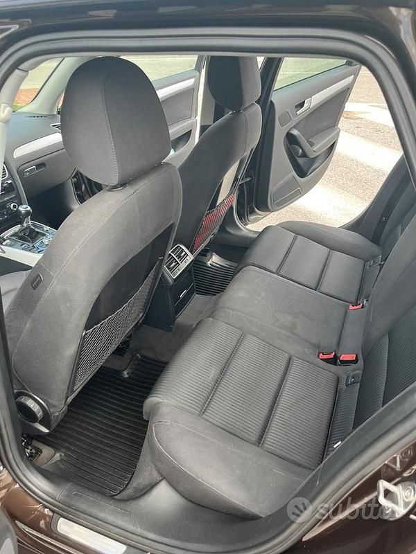 Begagnad Audi A4 Business 122 HK (89 kW) 2015 Brun Kombi