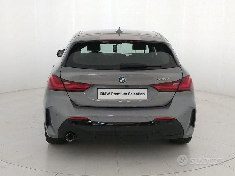Usata BMW 116 Shadowline 116 CV (85 kW) 2023 Grigio Utilitaria