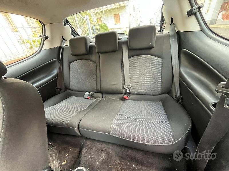 Usata Peugeot 206+ 60 CV (44 kW) 2009 Nero Utilitaria