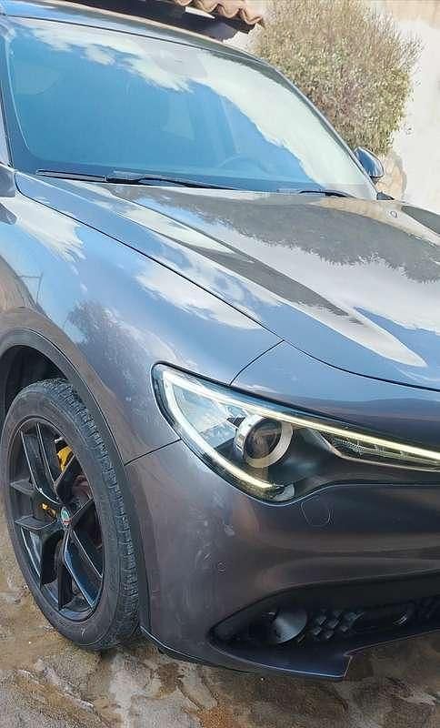 Usata Alfa Romeo Stelvio Executive 209 CV (153 kW) 2017 SUV