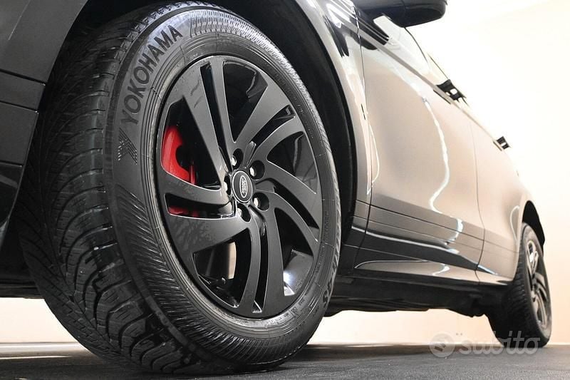 Usata Land Rover Range Rover evoque R-Dynamic 163 CV (119 kW) 2021 Nero SUV