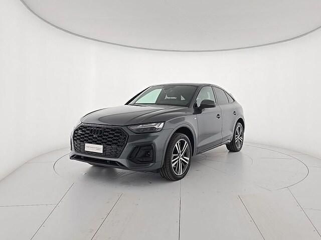 Usata Audi Q5 Ambiente 204 CV (150 kW) 2022 Grigio SUV