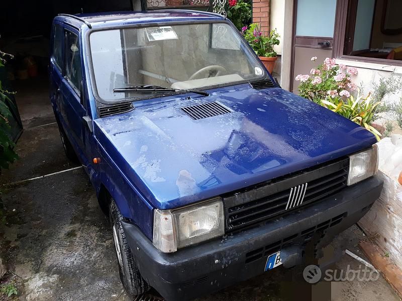 Usata Fiat Panda 39 CV (28 kW) 1999 Blu Utilitaria
