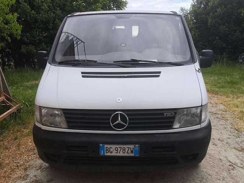 Usata Mercedes Vito 102 CV (75 kW) 2001 Bianco Furgone