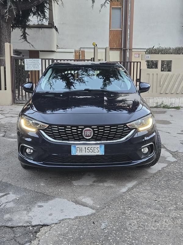Usata Fiat Tipo S 120 CV (88 kW) 2017 Blu Berlina