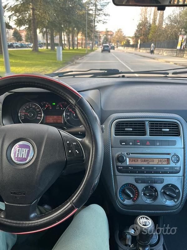Usata Fiat Grande Punto 2009 Nero Utilitaria