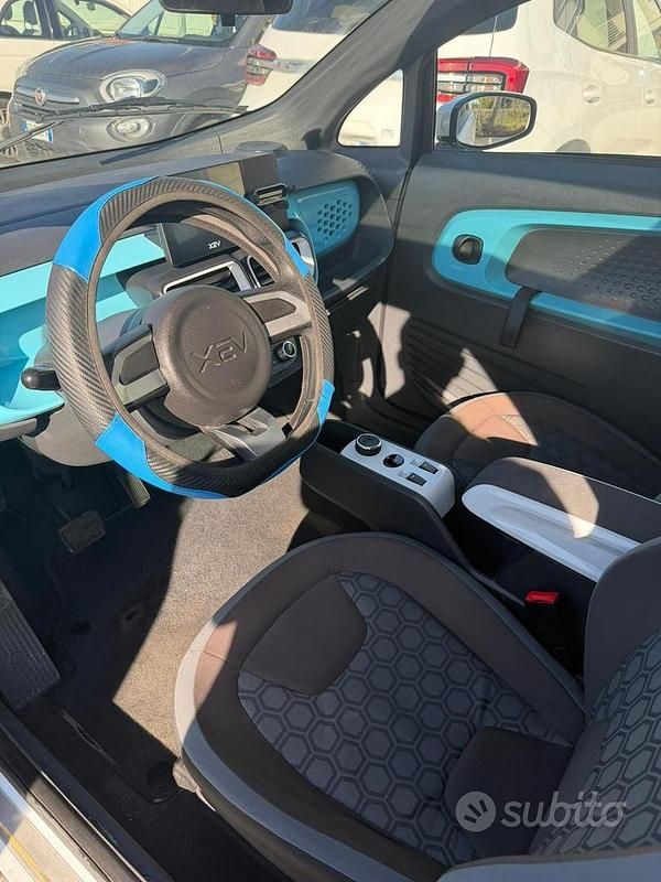 Usata XEV Yoyo 14 kW (20 CV) 2024 Bianco Utilitaria