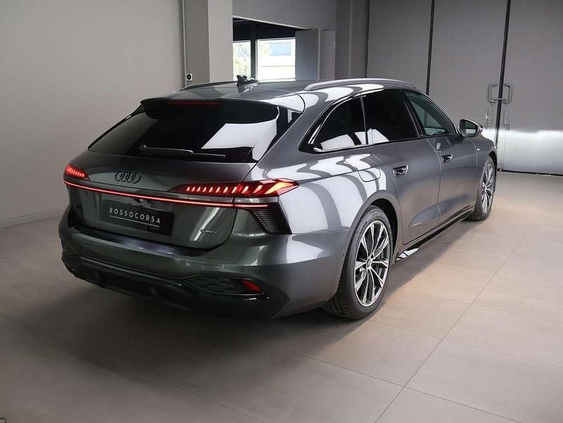 Nuova Audi A6 S-Line 204 CV (150 kW) 2025 Grigio daytona Station wagon