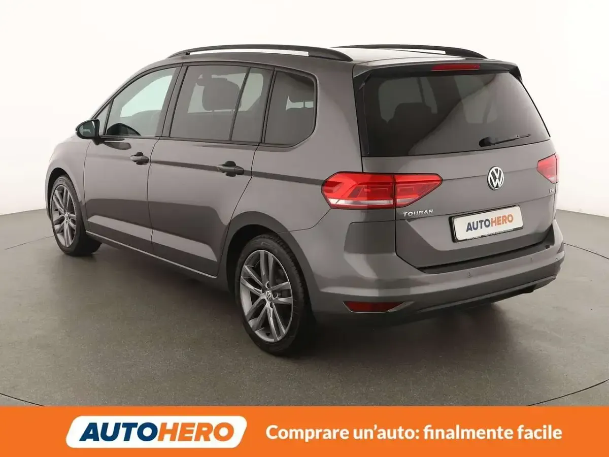 Usata VW Touran Comfortline 110 CV (80 kW) 2016 Grigio Monovolume
