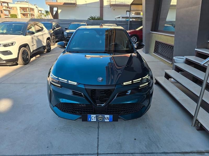 Usata Alfa Romeo GT Junior Edizione Speciale 135 CV (99 kW) 2025 Verde Berlina