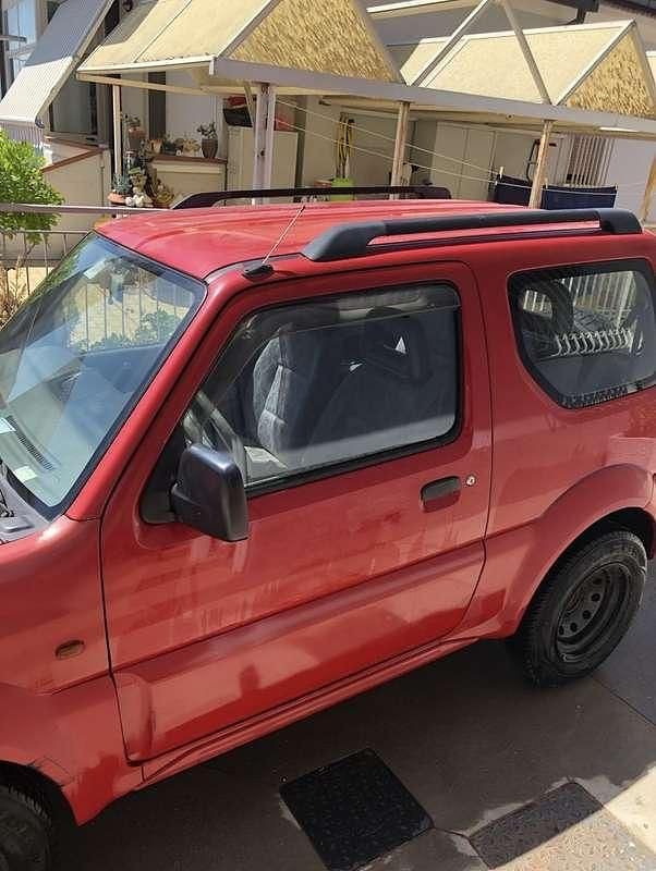 Usata Suzuki Jimny 80 CV (58 kW) 2000 Rosso SUV