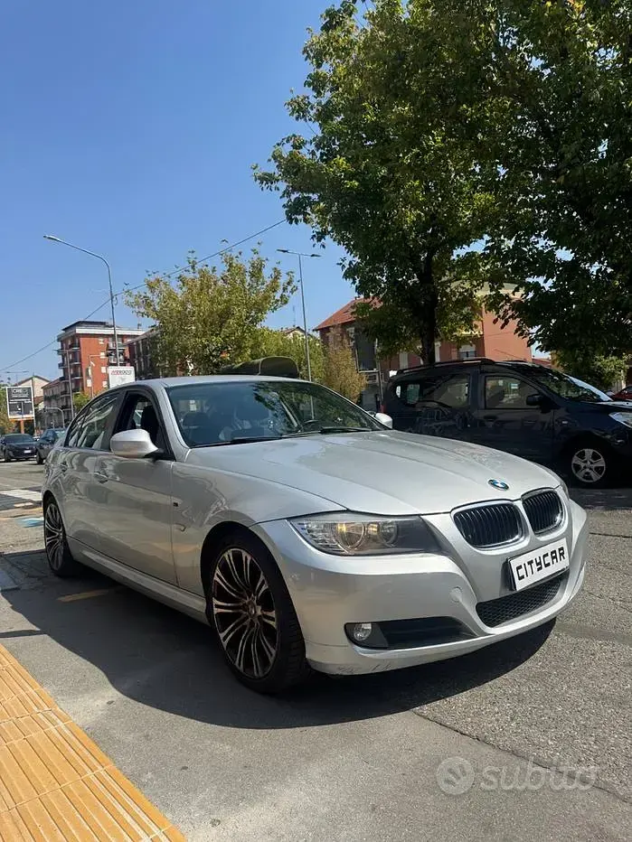 Usata BMW 320 M Sport 177 CV (130 kW) 2009 Grigio Berlina