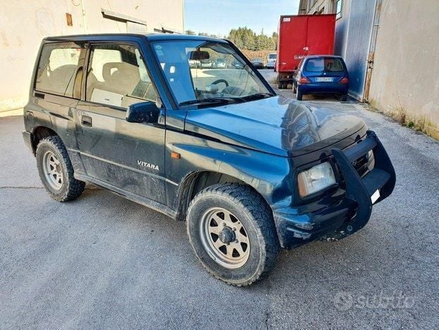 Blu Usata 1996 Suzuki Vitara SUV | 3999 € (Ottimo prezzo) - Immagine 1/4