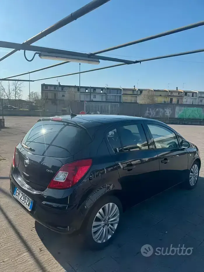 Occasion Opel Corsa 95 ch (69 kW) 2011 Noir Citadine