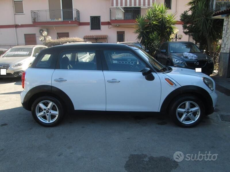 Usata Mini Cooper Countryman 111 CV (81 kW) 2013 Bianco SUV