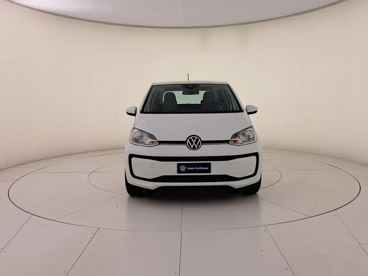 Usata VW up! Move 65 CV (47 kW) 2021 Pure white Utilitaria