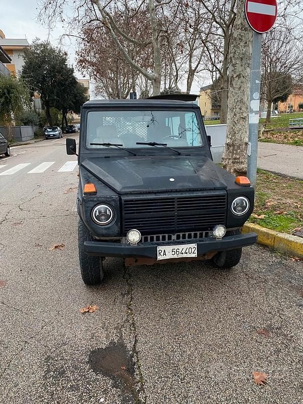 Usata Mercedes G300 88 CV (64 kW) 1985 Nero SUV