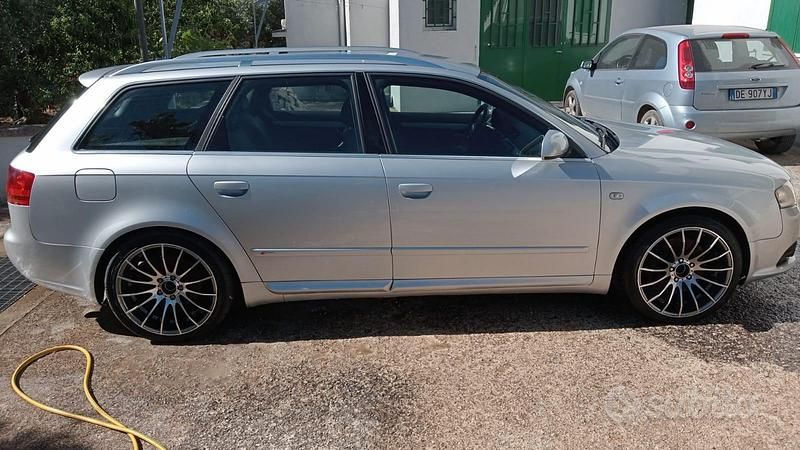 Usata Audi A4 204 CV (150 kW) 2007 Grigio Berlina
